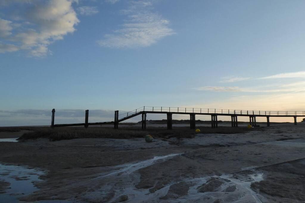 Gite Ouest De La Pointe D'Agon Bagian luar foto