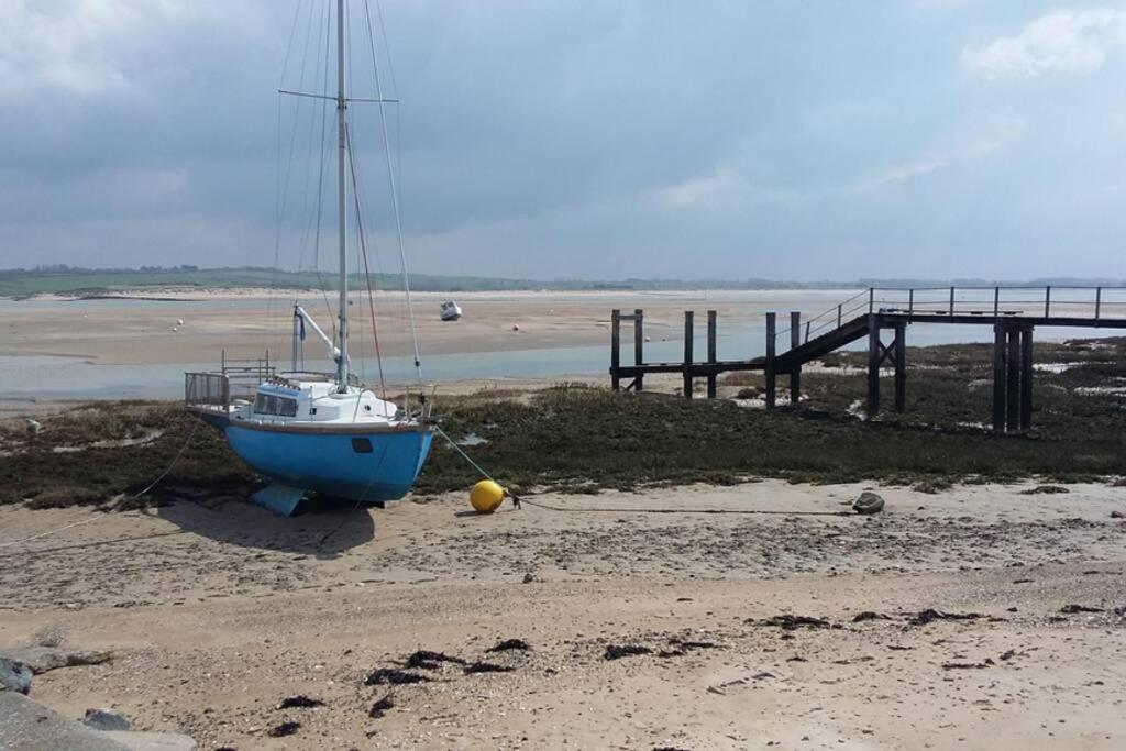 Gite Ouest De La Pointe D'Agon Bagian luar foto