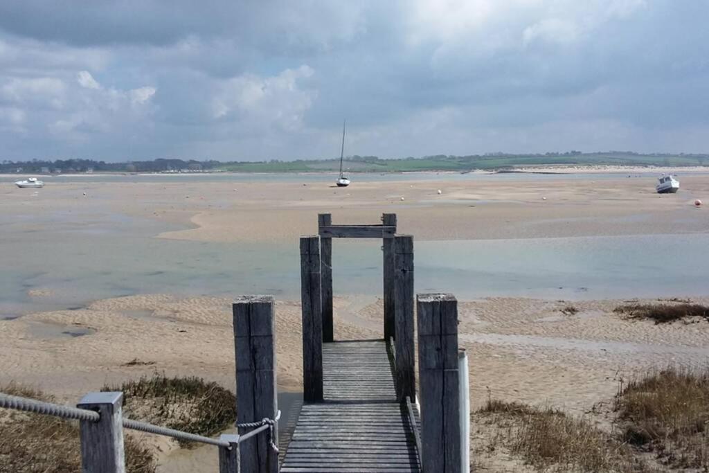 Gite Ouest De La Pointe D'Agon Bagian luar foto