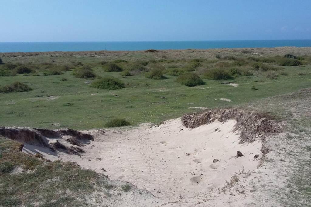 Gite Ouest De La Pointe D'Agon Bagian luar foto