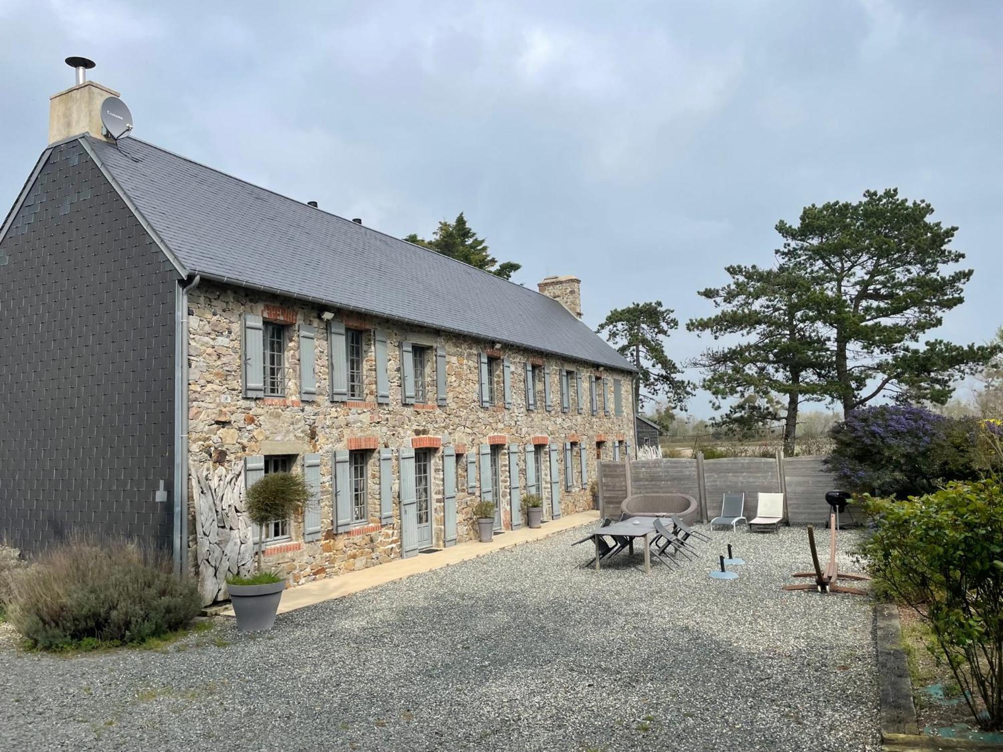 Gite Ouest De La Pointe D'Agon Bagian luar foto